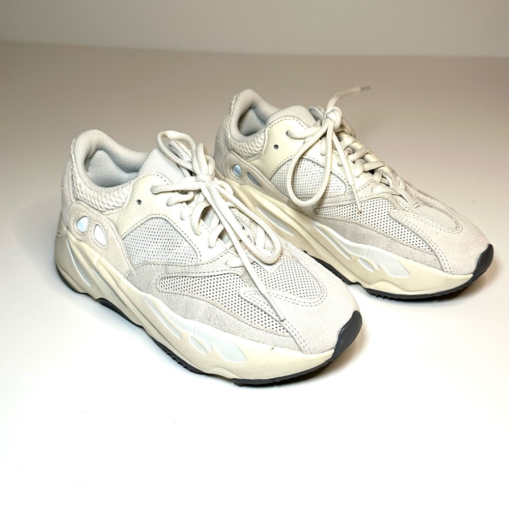 Adidas Yeezy Boost 700 Analog Sneakers Men’s 4.5 or Women’s 6.5 - Picture 2 of 13